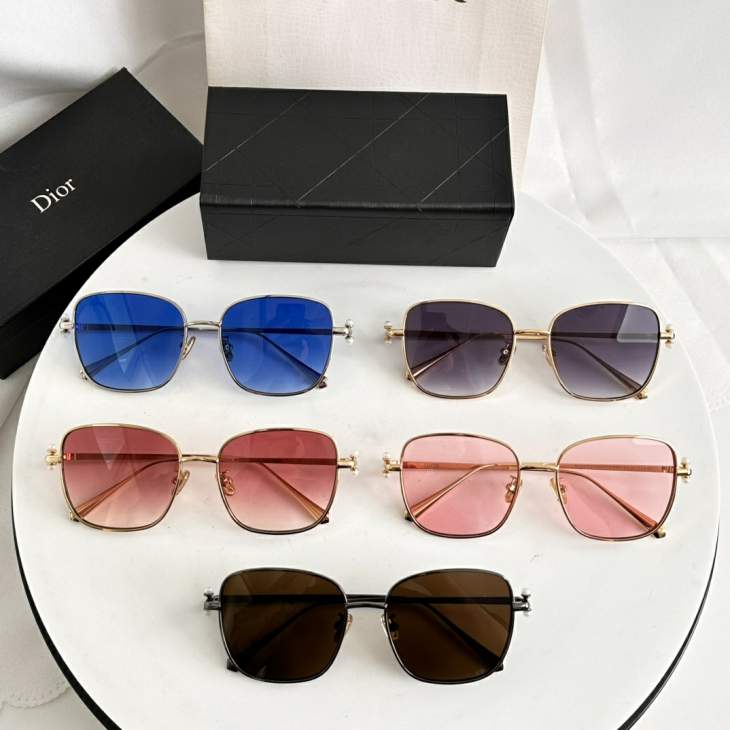 Picture of Dior Sunglasses _SKUfw77620264fw